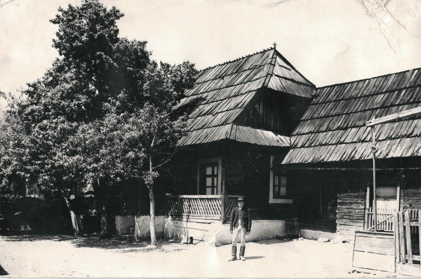 /storage/img/big_gyergyoidia_13006a-falusi-porta-szent-miklos-plebania.jpg