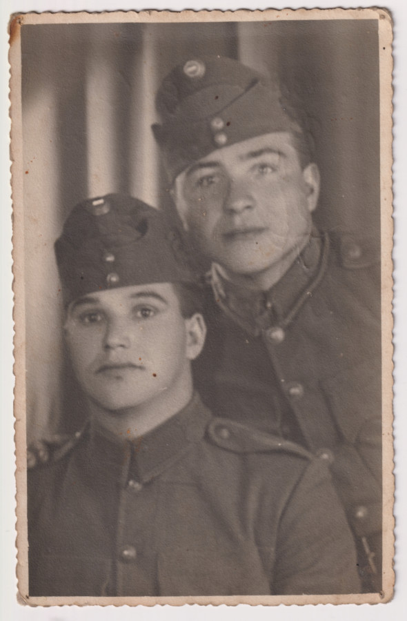 /storage/img/big_gyergyoidia_15050a-katonai-szolgalat-emekere-biro-csalad-gyujtemenye-kialto-kovek-egyesulete.jpg