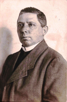 Csíkszentmártoni Bochkor Ferenc csomafalvi plébános