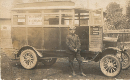 Autóbusz az 1920-as évekből