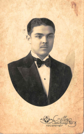 Héjjas József ifjúkori képen